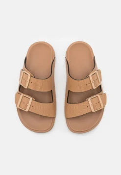 Boss SURFLEY DMPR UNISEX - Hausschuh - Medium Beige 9 Boss SURFLEY DMPR UNISEX - Hausschuh - Medium Beige -Toni Pons Verkäufe 058b8ce54c924d438ab45d8ececbec7f