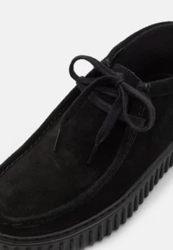 Clarks TORHILL HI - Sportlicher Schnürer - Black 11 Clarks TORHILL HI - Sportlicher Schnürer - Black -Toni Pons Verkäufe 10401a6a23084b3b9d0bc4c02d0eebc8