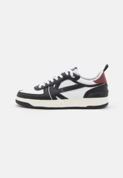 Kaotiko BASKET MAN - Sneaker Low - Black/white