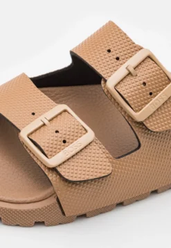 Boss SURFLEY DMPR UNISEX - Hausschuh - Medium Beige 11 Boss SURFLEY DMPR UNISEX - Hausschuh - Medium Beige -Toni Pons Verkäufe 1b52cdb1a8a14680aa59078d15e90aa1