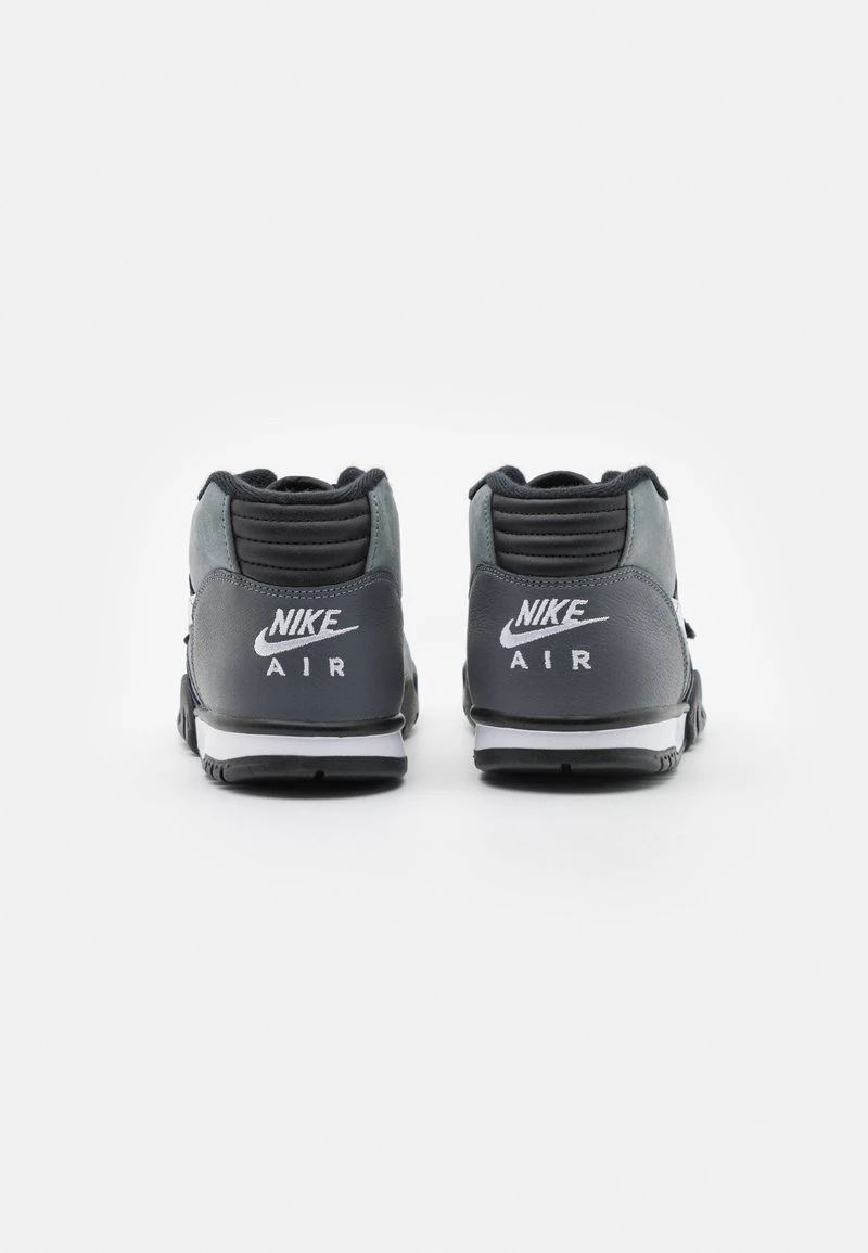 Nike Sportswear AIR TRAINER 1 - Sneaker High - Black/white/dark Grey/cool Grey 6 Nike Sportswear AIR TRAINER 1 - Sneaker High - Black/white/dark Grey/cool Grey – Bild 6