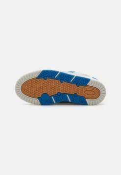 Adidas Originals ADI2000 UNISEX - Sneaker Low - Chalk White/bright Royal/off White 10 Adidas Originals ADI2000 UNISEX - Sneaker Low - Chalk White/bright Royal/off White -Toni Pons Verkäufe 245acc44d2cb4b97b830cb9ce88ffc84