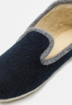 TRADITIONAL UNISEX - Hausschuh - Marine/gris -Toni Pons Verkäufe 2a0ec4db8cdc48df8e3d3f1ef991a3e6