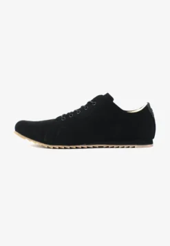 ’53 - Sneaker Low - Schwarz 10 ’53 - Sneaker Low - Schwarz -Toni Pons Verkäufe 308df14f7a31434f8fe62c7c0061c599 1