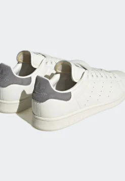 Adidas Originals STAN SMITH UNISEX - Sneaker Low - Core White Off White Pantone 10 Adidas Originals STAN SMITH UNISEX - Sneaker Low - Core White Off White Pantone -Toni Pons Verkäufe 315cce9eb11444ff82e43ae7aeaad142