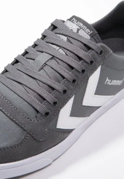 Hummel SLIMMER STADIL - Sneaker Low - Castle Rock/white -Toni Pons Verkäufe 52250e968ba84912b3daa224af56de0b