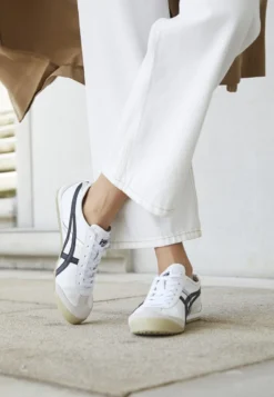 Onitsuka Tiger MEXICO 66 - Sneaker Low - Weiß/schwarz -Toni Pons Verkäufe 6bcb44b69a034a219a1eb8b9f7220135