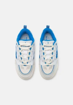 Adidas Originals ADI2000 UNISEX - Sneaker Low - Chalk White/bright Royal/off White 9 Adidas Originals ADI2000 UNISEX - Sneaker Low - Chalk White/bright Royal/off White -Toni Pons Verkäufe 8704a81e2b024972b46727a66794d02a