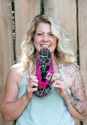 Gumbies ZEHENTRENNER - PISTACHIO - Bade-Zehentrenner - Pistachio Flowers 6 Gumbies ZEHENTRENNER - PISTACHIO - Bade-Zehentrenner - Pistachio Flowers – Bild 6