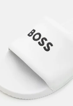 Boss REESE UNISEX - Pantolette Flach - White 11 Boss REESE UNISEX - Pantolette Flach - White -Toni Pons Verkäufe 967b19bf90c442aebb757f7883effe68