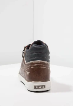 Mustang Sneaker High - Braun 9 Mustang Sneaker High - Braun -Toni Pons Verkäufe a4b4b212989148ef89dead690ce12f1c