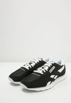 Reebok Classic CLASSIC NYLON BREATHABLE LIGHTWEIGHT SHOES - Sneaker Low - Black/white 8 Reebok Classic CLASSIC NYLON BREATHABLE LIGHTWEIGHT SHOES - Sneaker Low - Black/white -Toni Pons Verkäufe ae02088b7956437cbfd0fc073eb43330