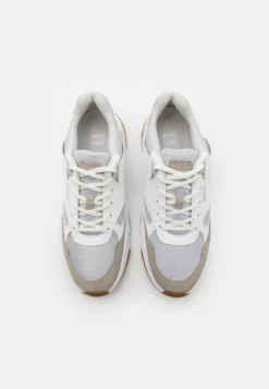 Boss ASHER RUNN - Sneaker Low - Open White 9 Boss ASHER RUNN - Sneaker Low - Open White -Toni Pons Verkäufe c63ce893acaf48d7a6f6fd06a179d881