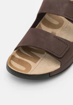 ECCO 2ND COZMO - Pantolette Flach - Brown 11 ECCO 2ND COZMO - Pantolette Flach - Brown -Toni Pons Verkäufe d51aff63ccf445efb3a6da83d712f2c6