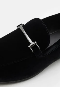 Pier One Slipper - Black 11 Pier One Slipper - Black -Toni Pons Verkäufe f1a555dc50b64dfe8088ec47321ccd41