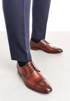 Lloyd PERRY - Business-Schnürer - Braun